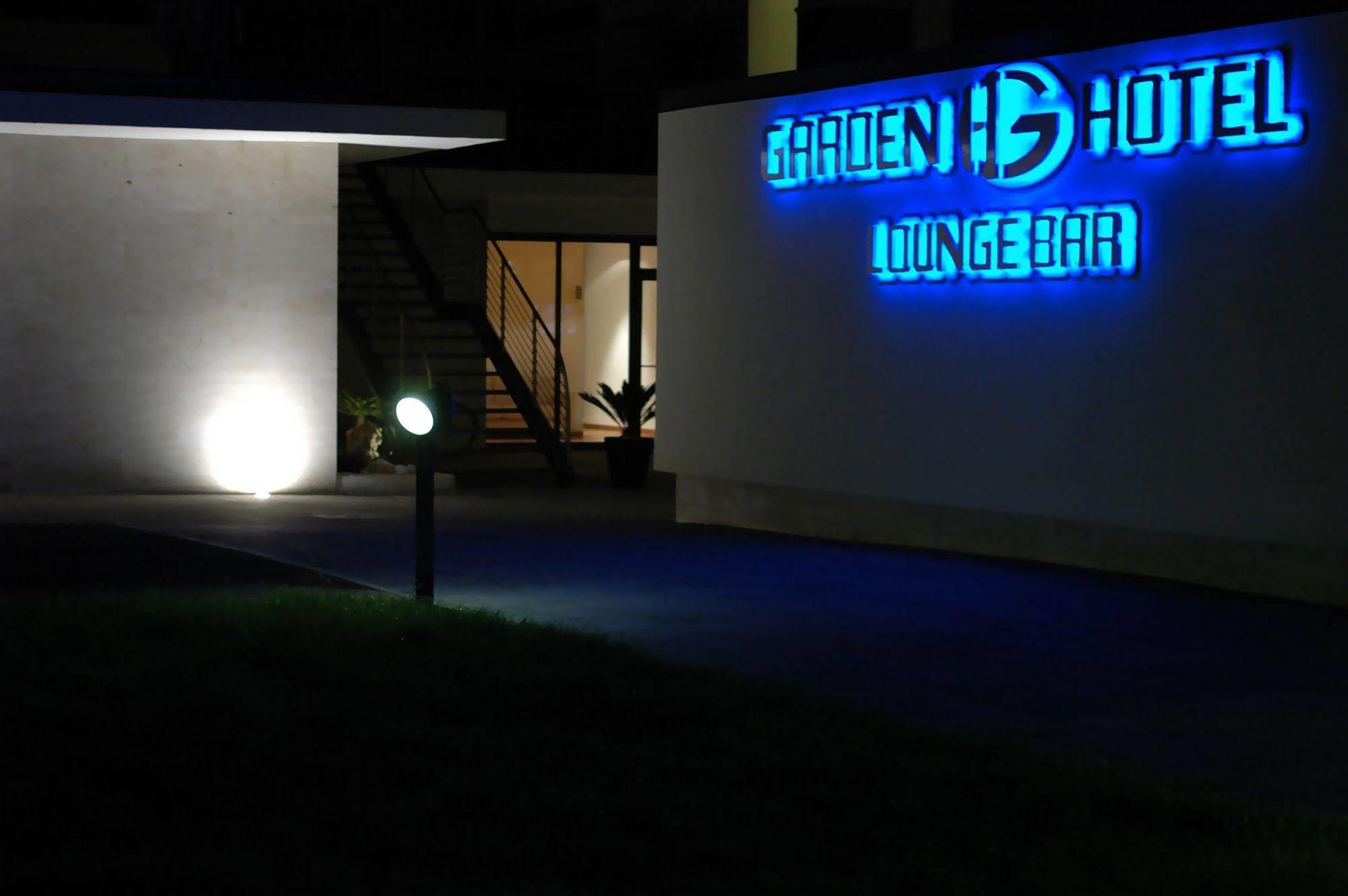 Garden Hotel Latina Exterior foto